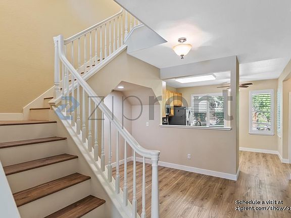 5th image of 139 Concord Cir
