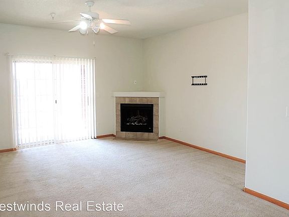3rd image of 4353 York Pl #4339