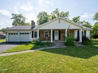 1457 Ivy Dr, Lima, OH 45807