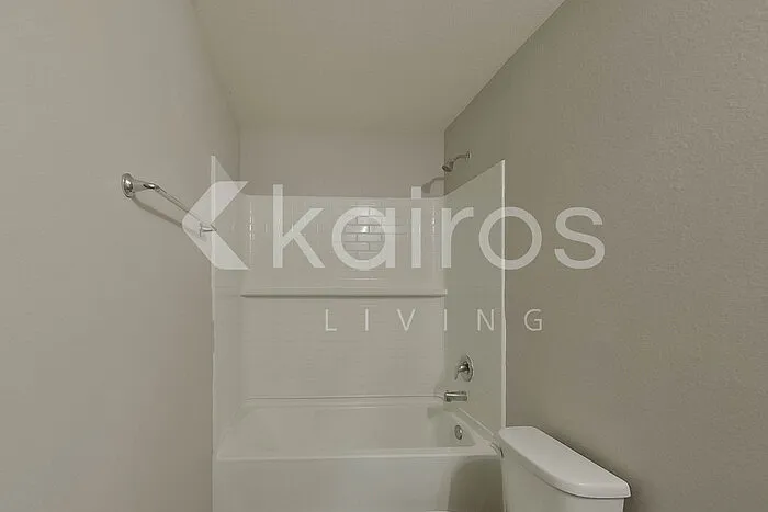 4232 Swensson St — Photo 13