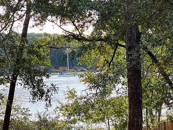 5th image of 9308 River Rd