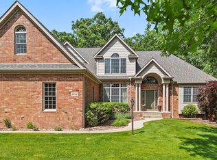 8944 N Lilac St, Demotte, IN 46310