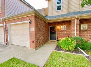 2472 Southcourt Cir, Irving, TX 75038