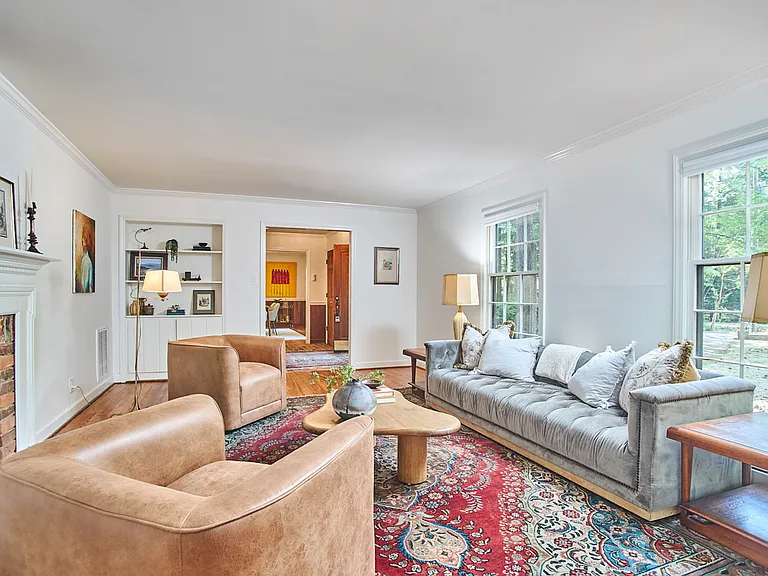 Large Living Room.