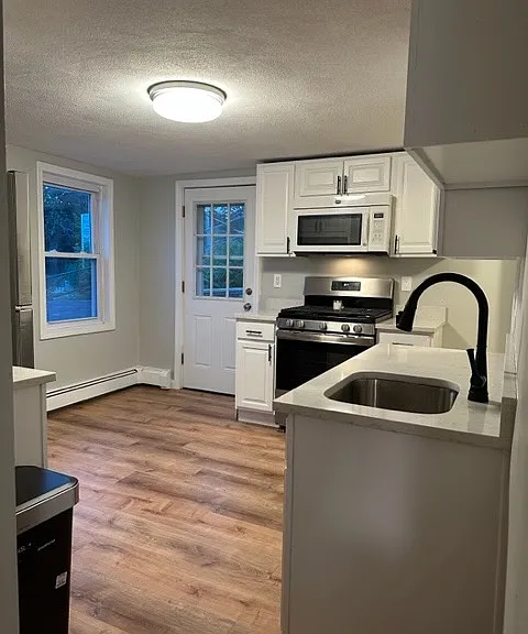 28 Salem St — Photo 2