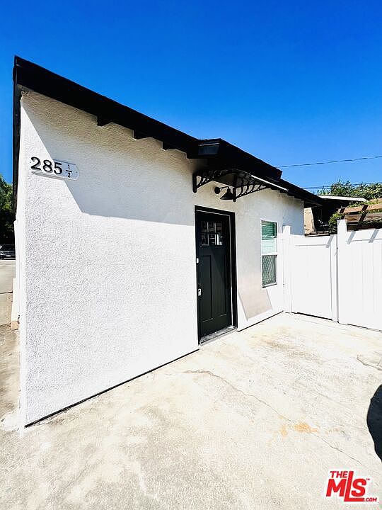 1st image of 285 1/2 W Montecito Ave