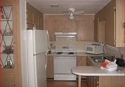 2nd image of 493 Poinsettia Dr