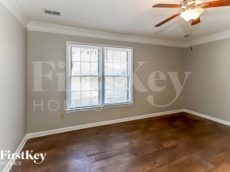 6512 Lancer Dr — Photo 9