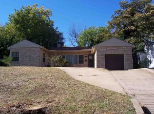 310 Lakeview Dr, Enid, OK 73701