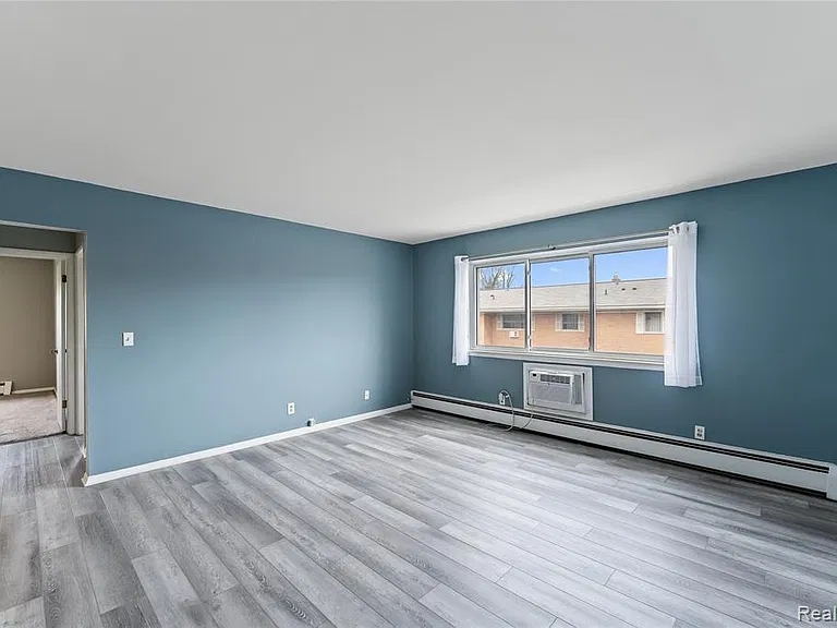 801 Plate St #201 — Photo 5