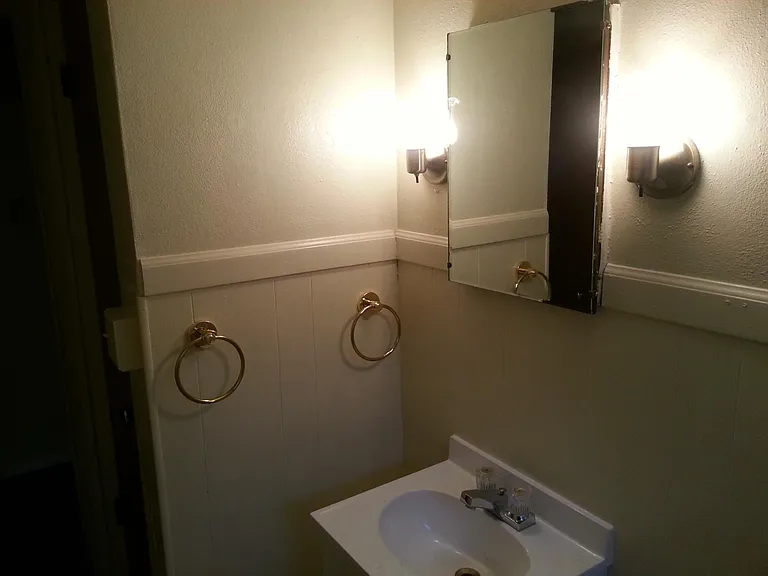 324 E Dunklin St #2 — Photo 6