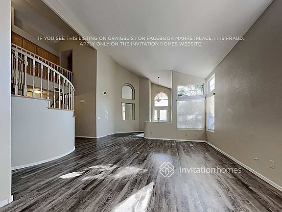 4th image of 2013 Loggerhead Rd