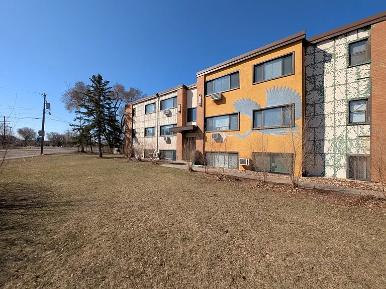 5940 E River Rd #9 — Photo 7