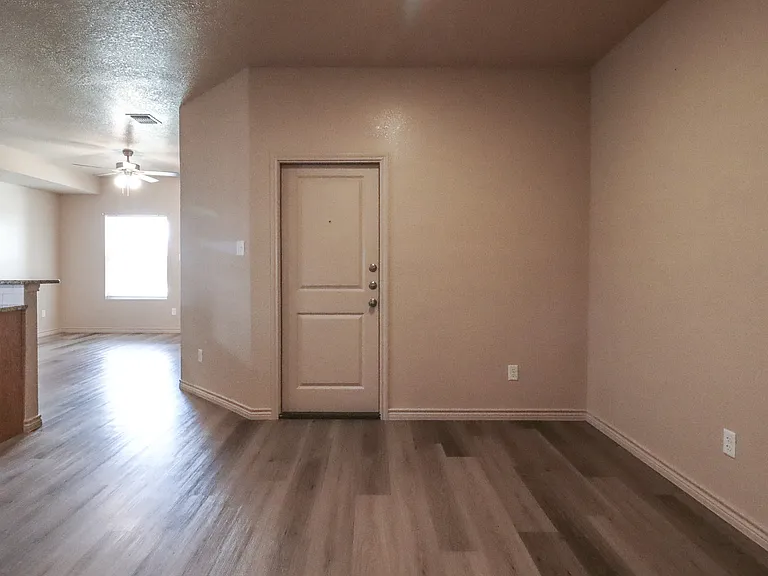 6203 Twistleaf Ln #B — Photo 14