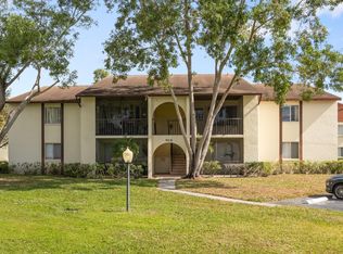 4975 Sable Pine Cir APT D2, West Palm Beach, FL 33417