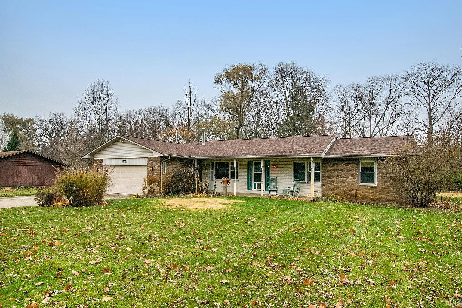 1707 S Briarwood Dr photo 1