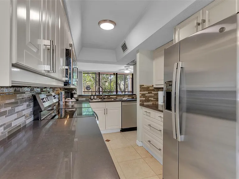 2930 SW 87th Ter #1814 — Photo 9
