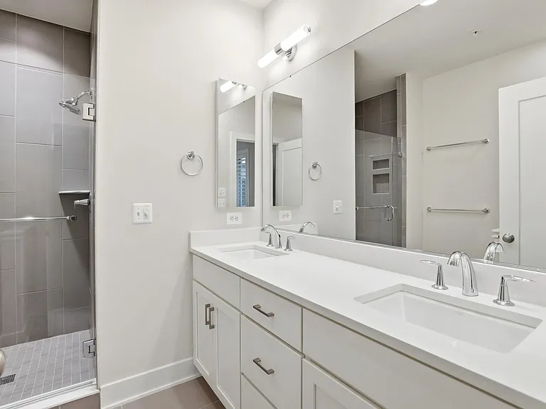 6924 Rockledge Dr — Photo 23