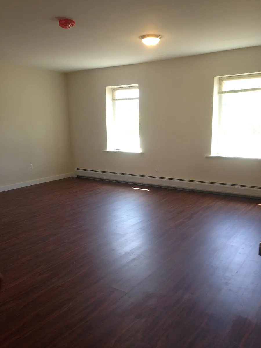 Building Photo - 12 Huntington Ter #3