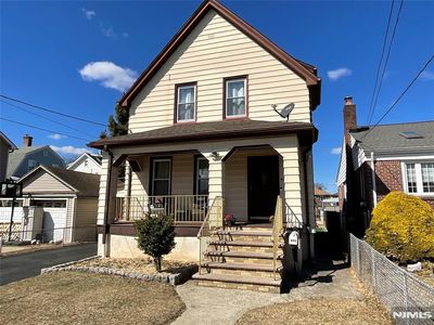 449 Willow Ave, Lyndhurst, NJ, 07071