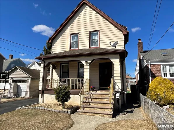 449 Willow Ave, Lyndhurst, NJ 07071