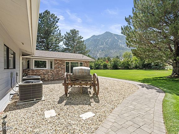 4th image of 697 Indian Trail Rd