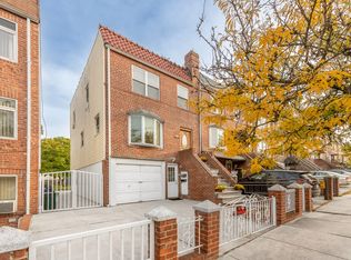 20-39 47th St #2FAMILY, Astoria, NY 11105