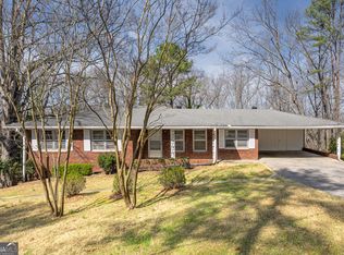33 Summit Dr SE, Lindale, GA 30147