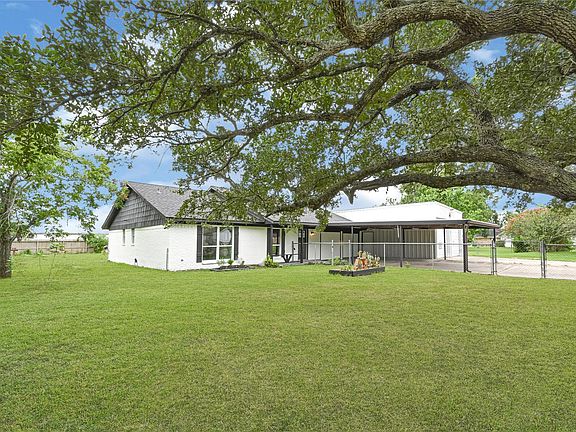 4th image of 1434 County Road 850