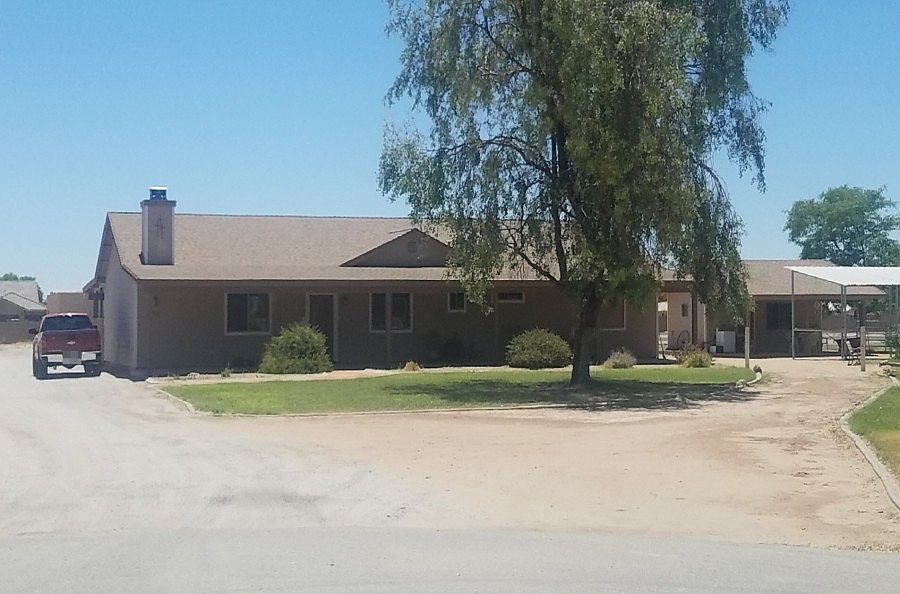 2nd image of 13496 S Avenue 4 E