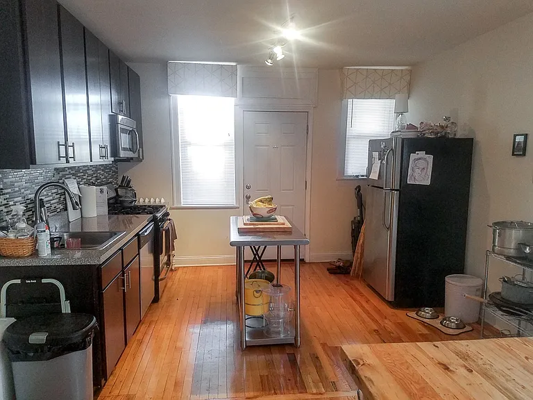 2500-08 W. Pensacola Ave. / 4334-42 N. Campbell Ave. — Photo 11
