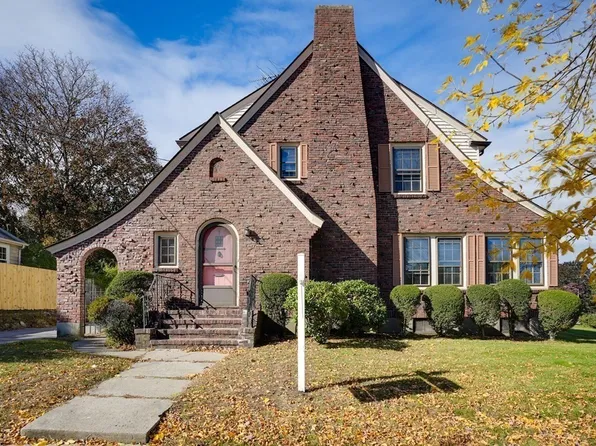 3 Emerson St, Belmont, MA 02478