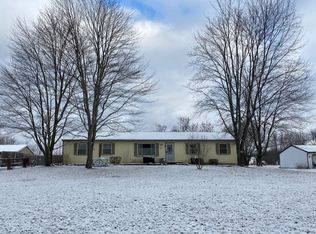 10123 Minyoung Rd, Newton Falls, OH 44444