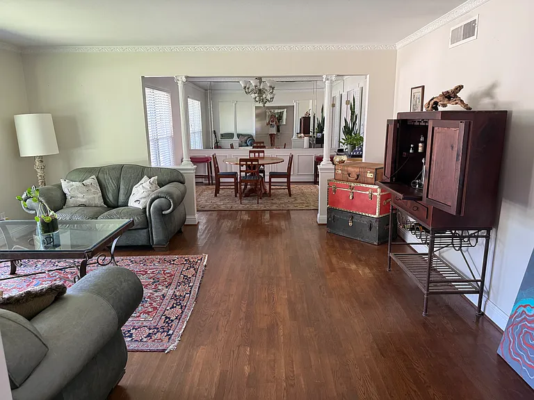 11333 Strait Ln — Photo 22