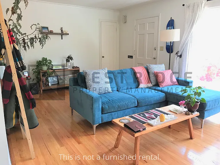 2702 SE 38th Ave — Photo 3