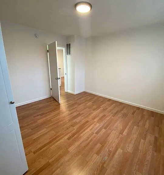 1815 N. Serrano Avenue, — Photo 8