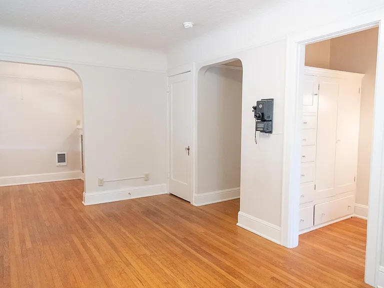 730 NW 20th Ave — Photo 105