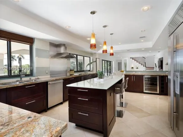 3425 Alhambra Cir #3425, Miami, FL 33134