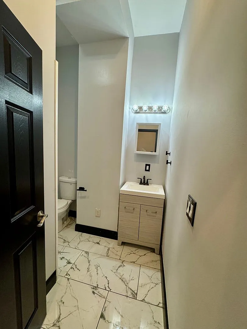 7 Avenue D — Photo 4