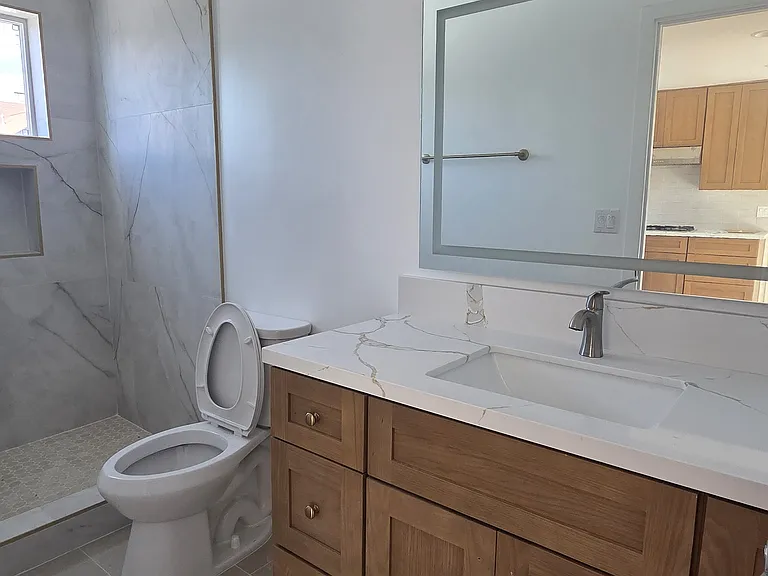 8942 Pinehurst Cir — Photo 6