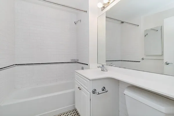 Rented by REAL New York | media 6