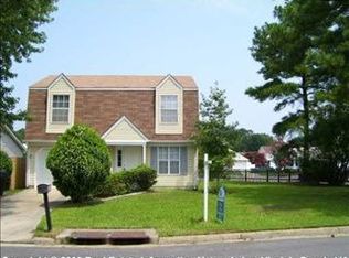1326 Chickadee Ln, Virginia Beach, VA 23454