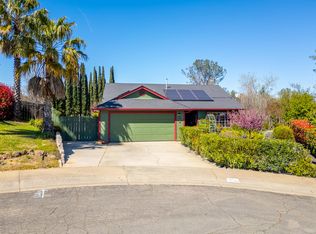 504 Hanland Ct, Redding, CA 96003