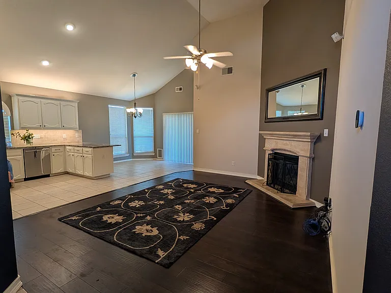 12533 Cottageville Ln — Photo 2