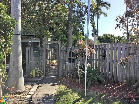 5th image of 124 NW 25th St