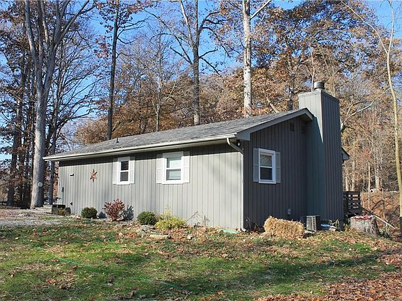 2nd image of 2810 W Shore Dr