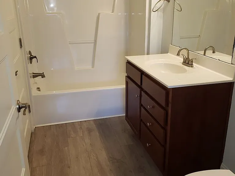 4021 Blackstone Dr #200 — Photo 3