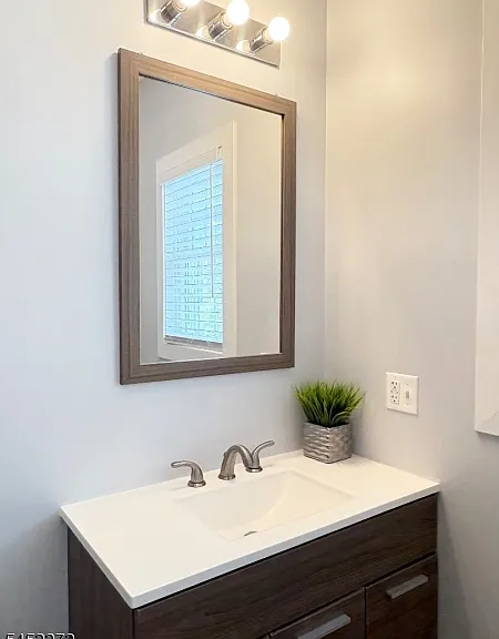 627 Bloomfield Ave #A — Photo 13
