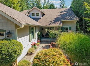 50 Cascade Ln, Port Ludlow, WA 98365