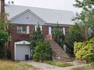 2566 Bessemund Ave, Far Rockaway, NY 11691